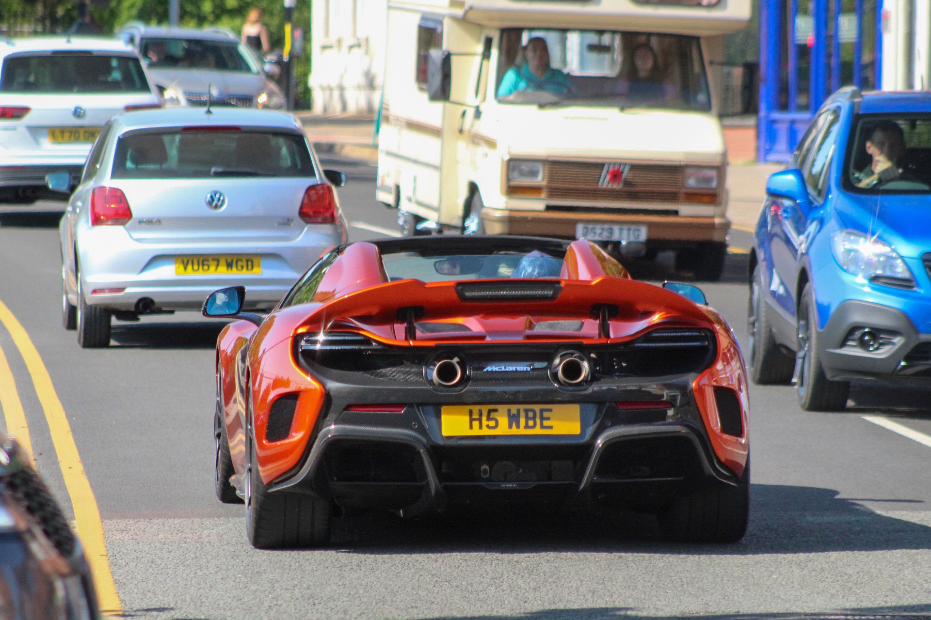 H5 WBE spotted on McLaren 675LT