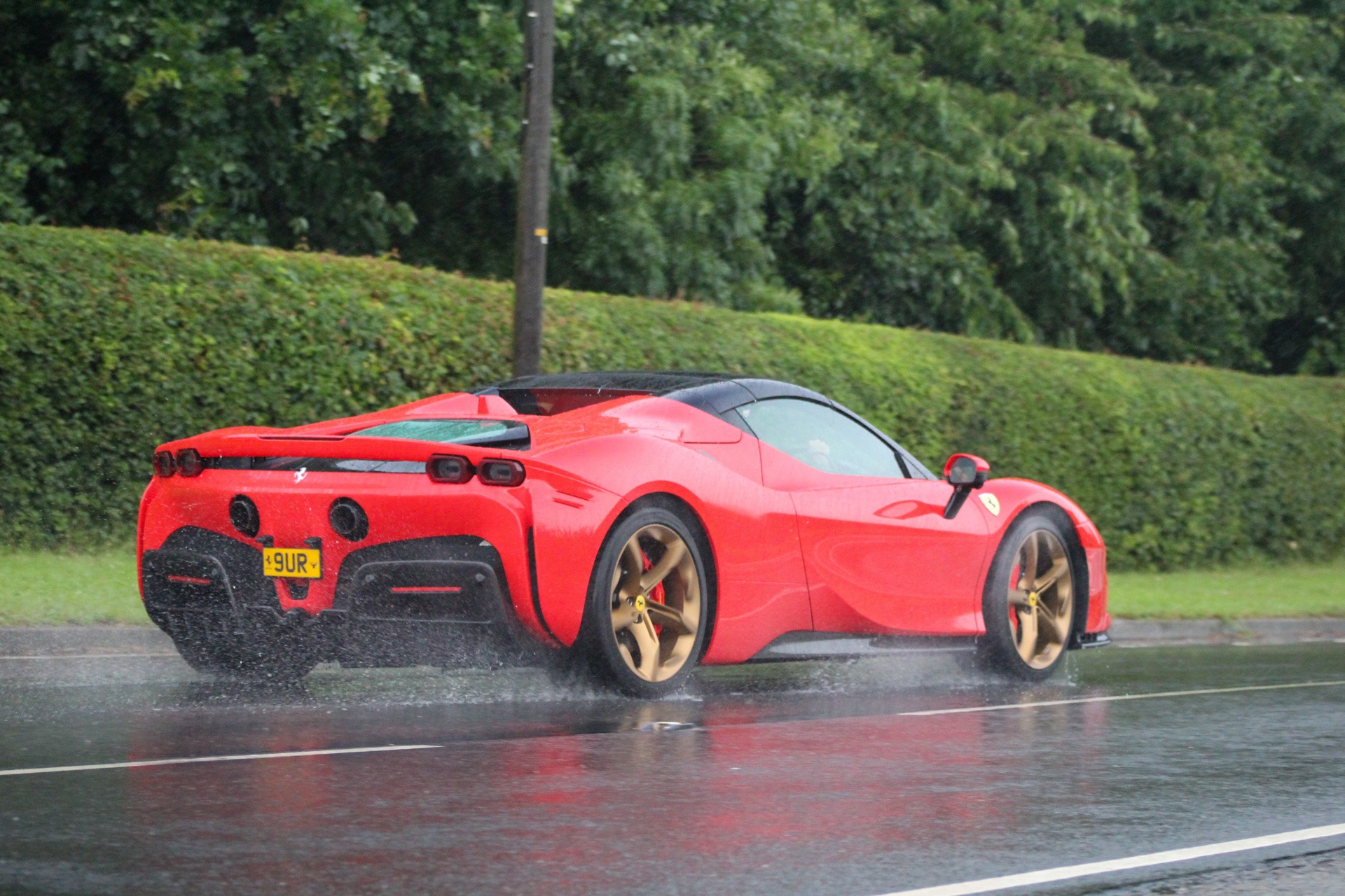 9 UR spotted on Ferrari SF90