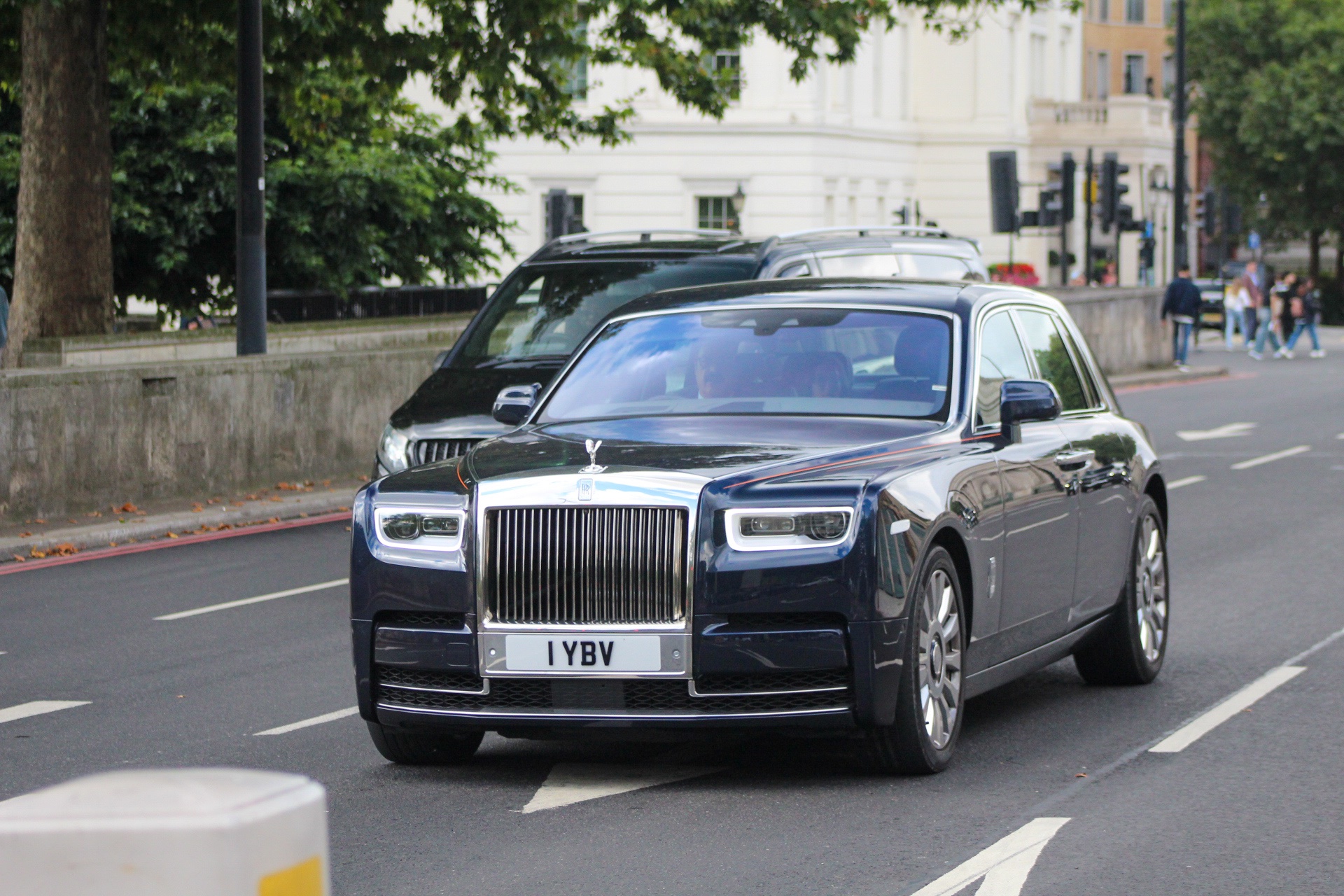 1 YBV spotted on Rolls-Royce Phantom