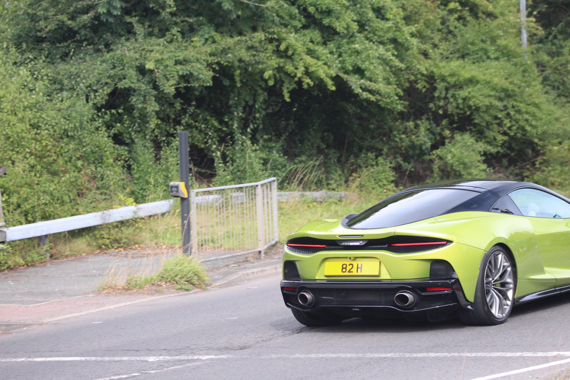 82 H spotted on McLaren GT