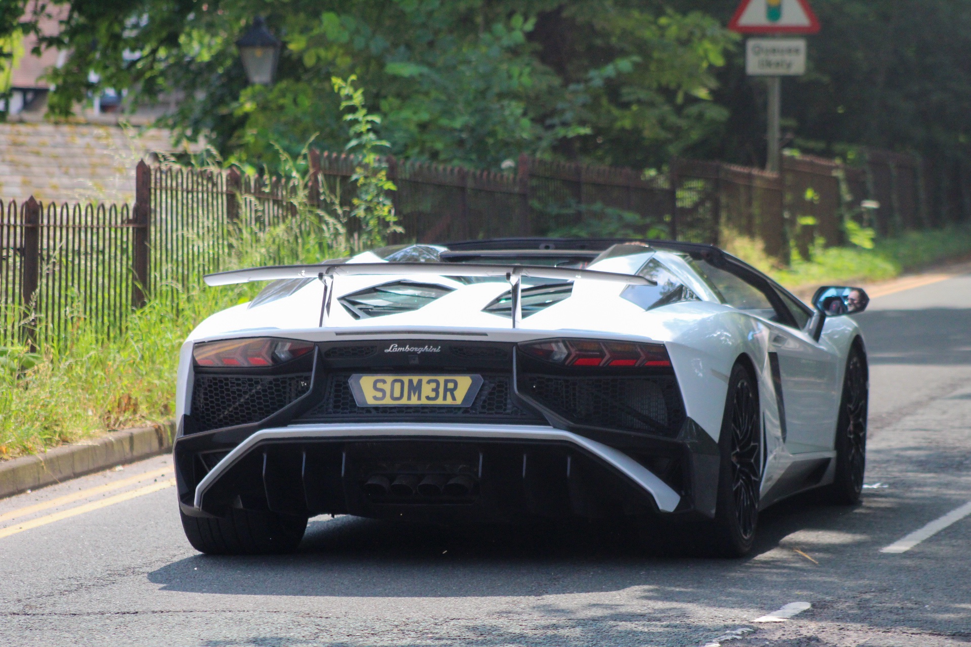 SOM 3R spotted on Lamborghini Aventador