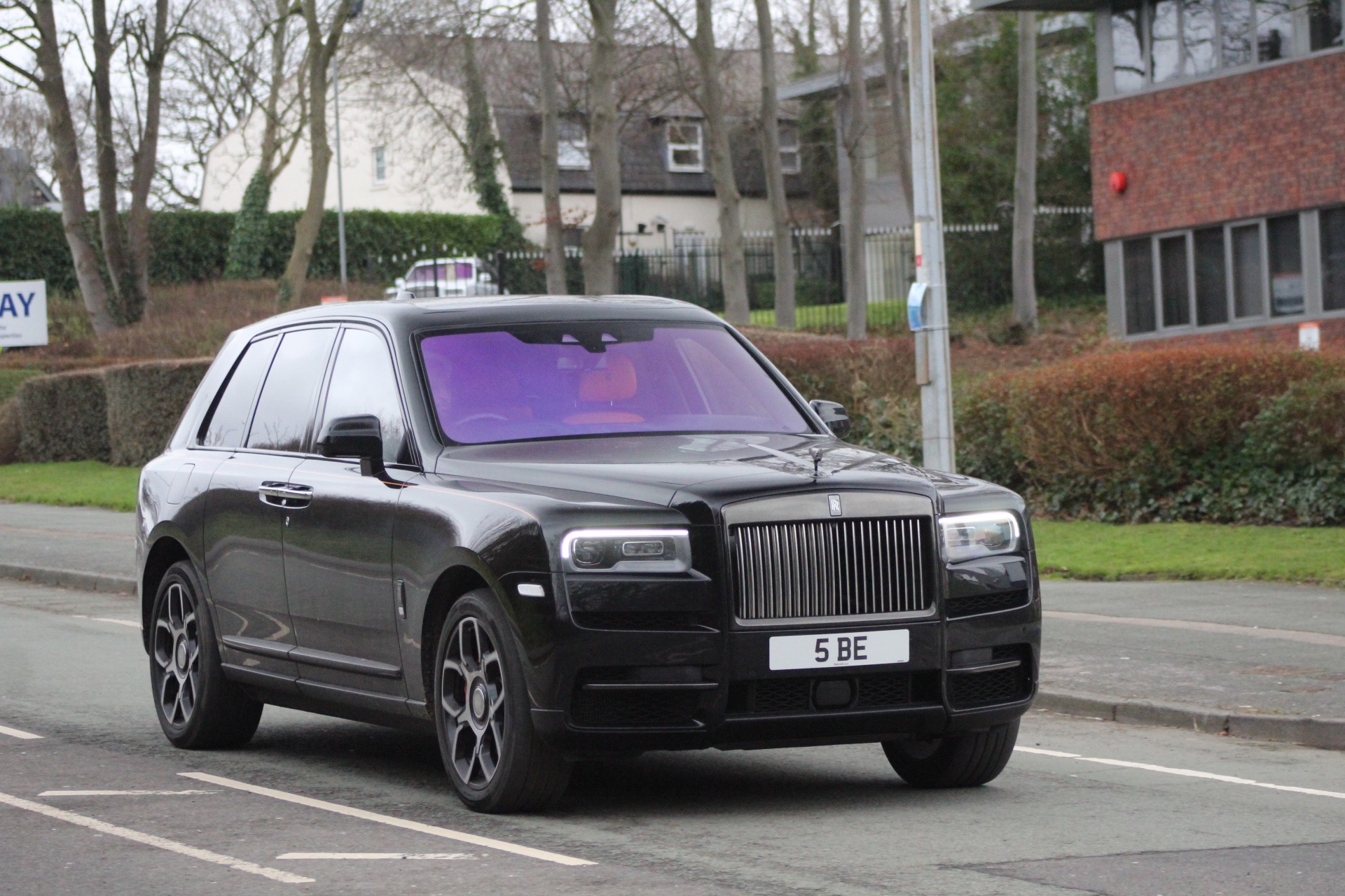 5 BE spotted on Rolls-Royce Cullinan