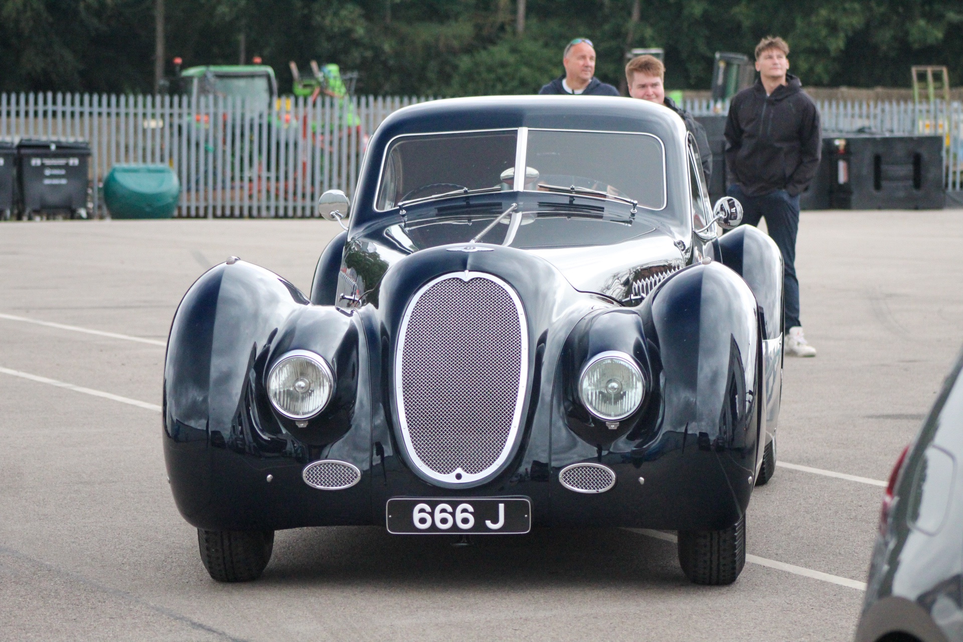 666 J spotted on Bentley