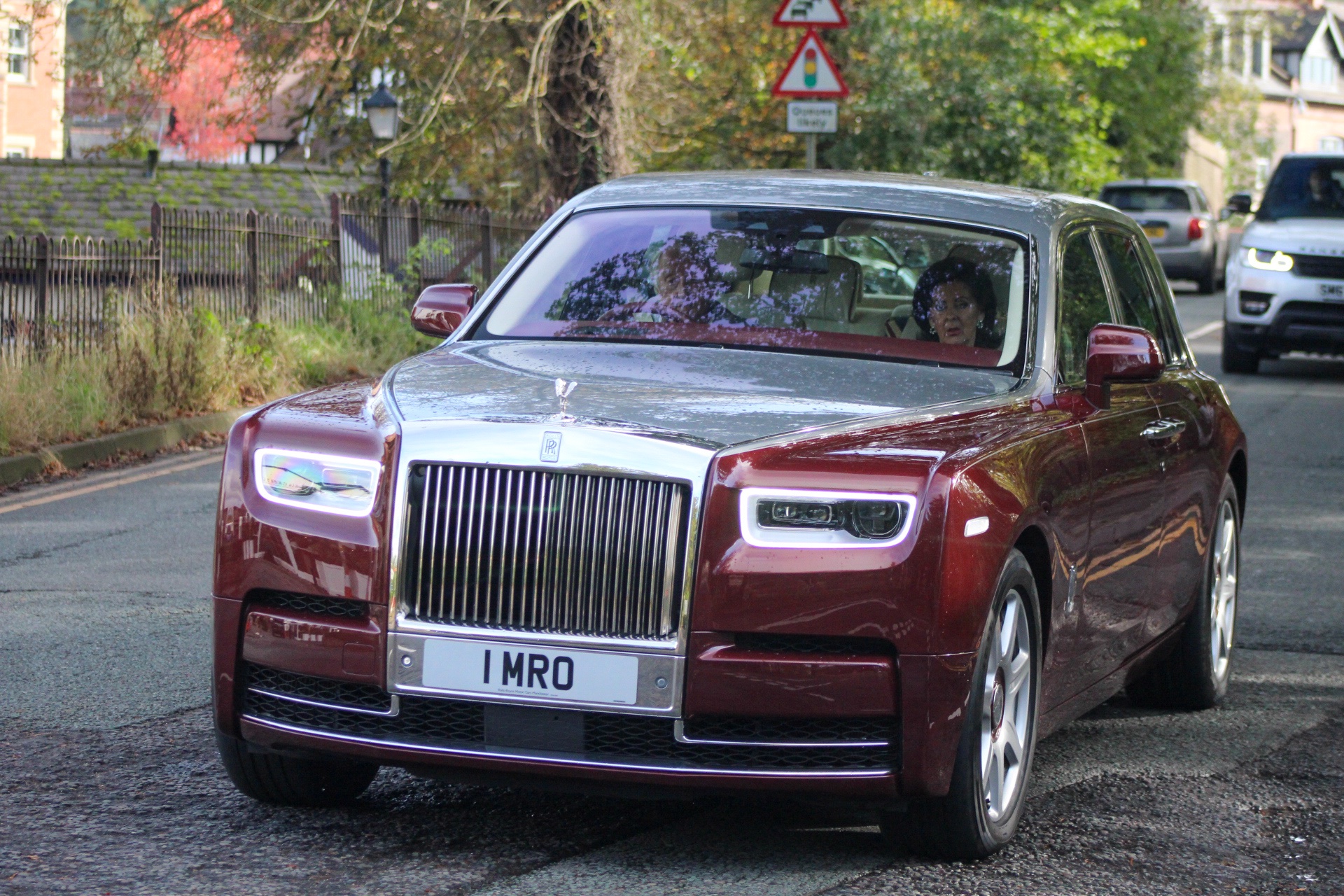 1 MRO spotted on Rolls-Royce Phantom