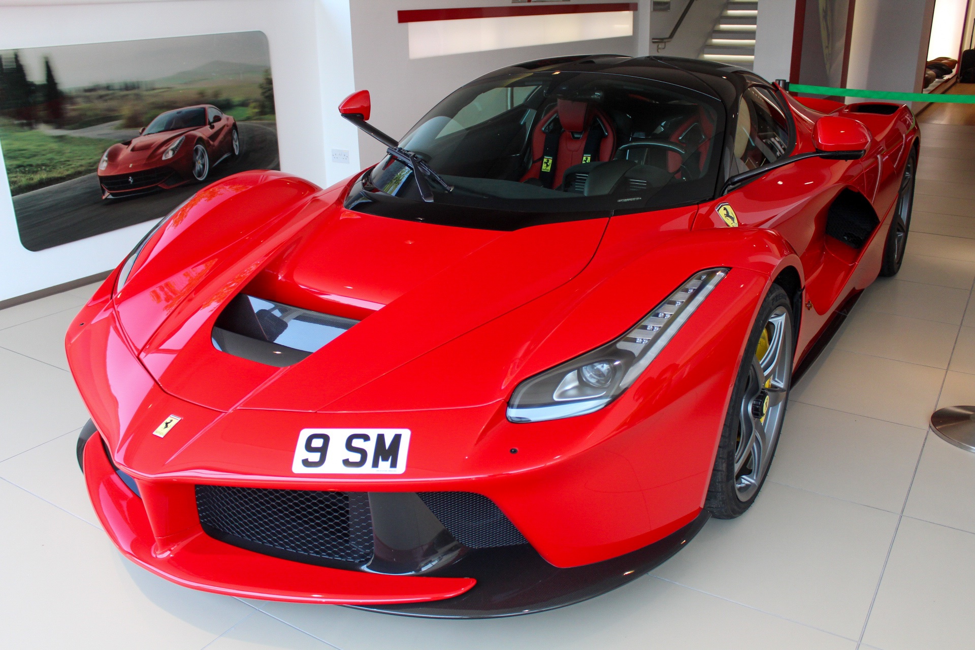 9 SM spotted on Ferrari LaFerrari