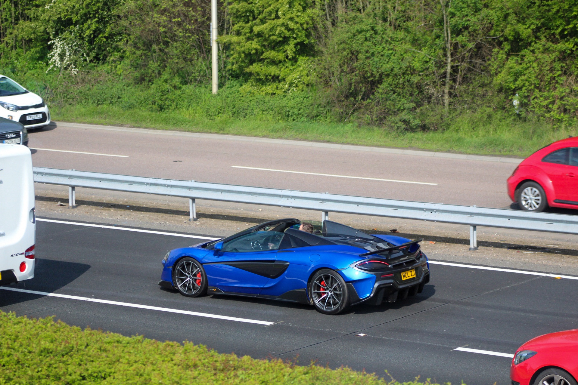 MCL 2J spotted on McLaren 600LT