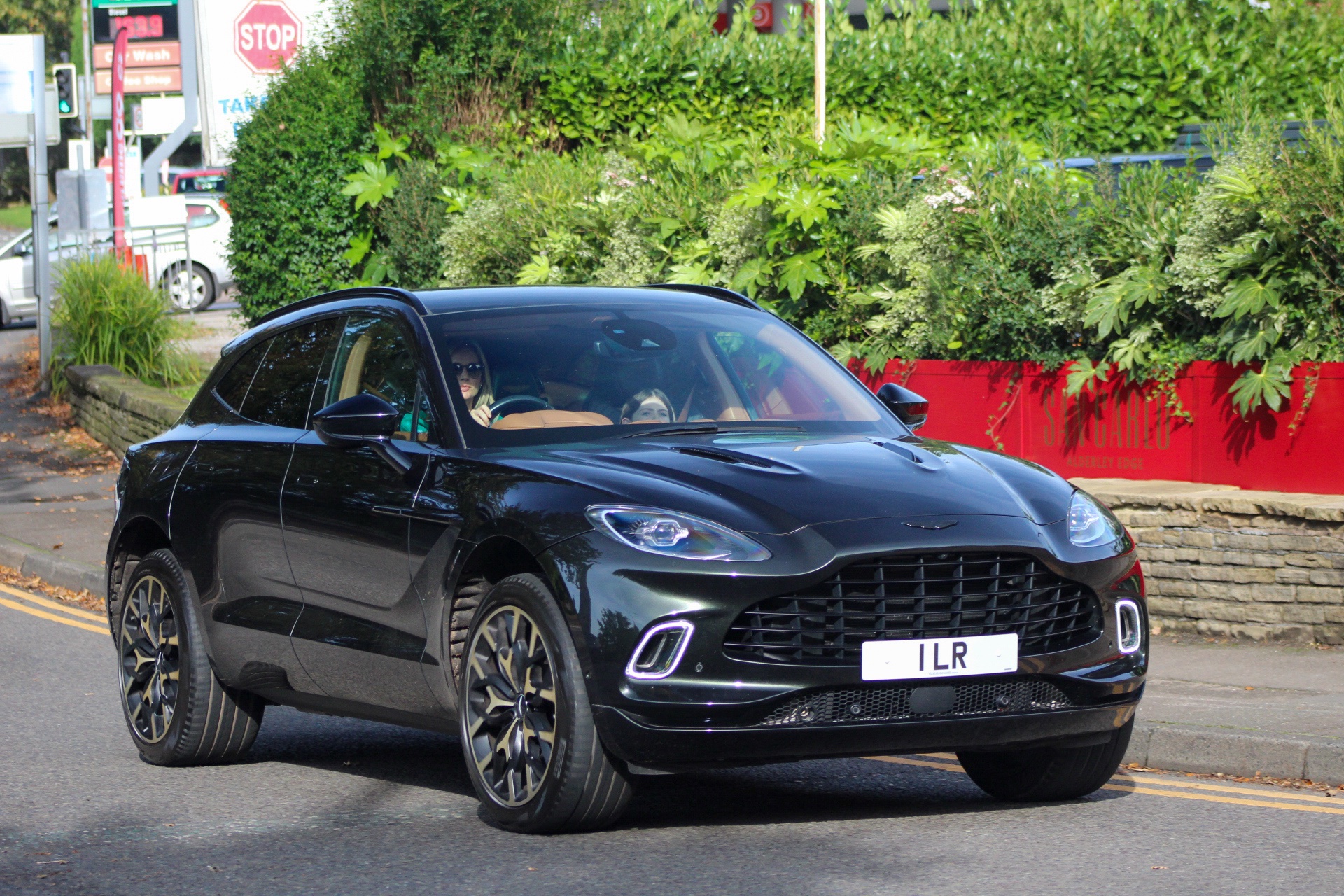 1 LR spotted on Aston Martin DBX