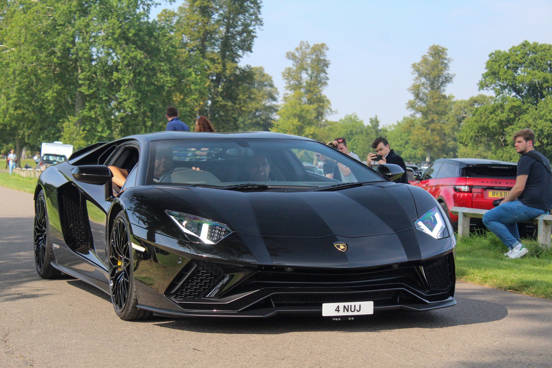 4 NUJ spotted on Lamborghini Aventador