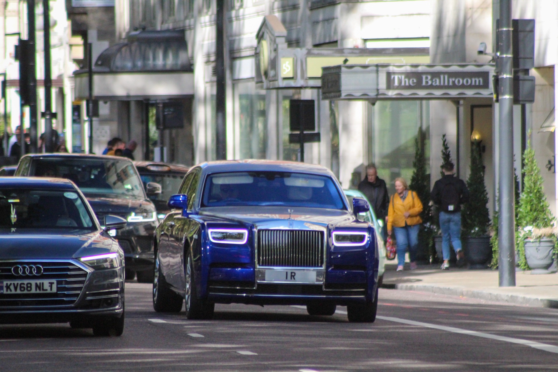 1 R spotted on Rolls-Royce Phantom