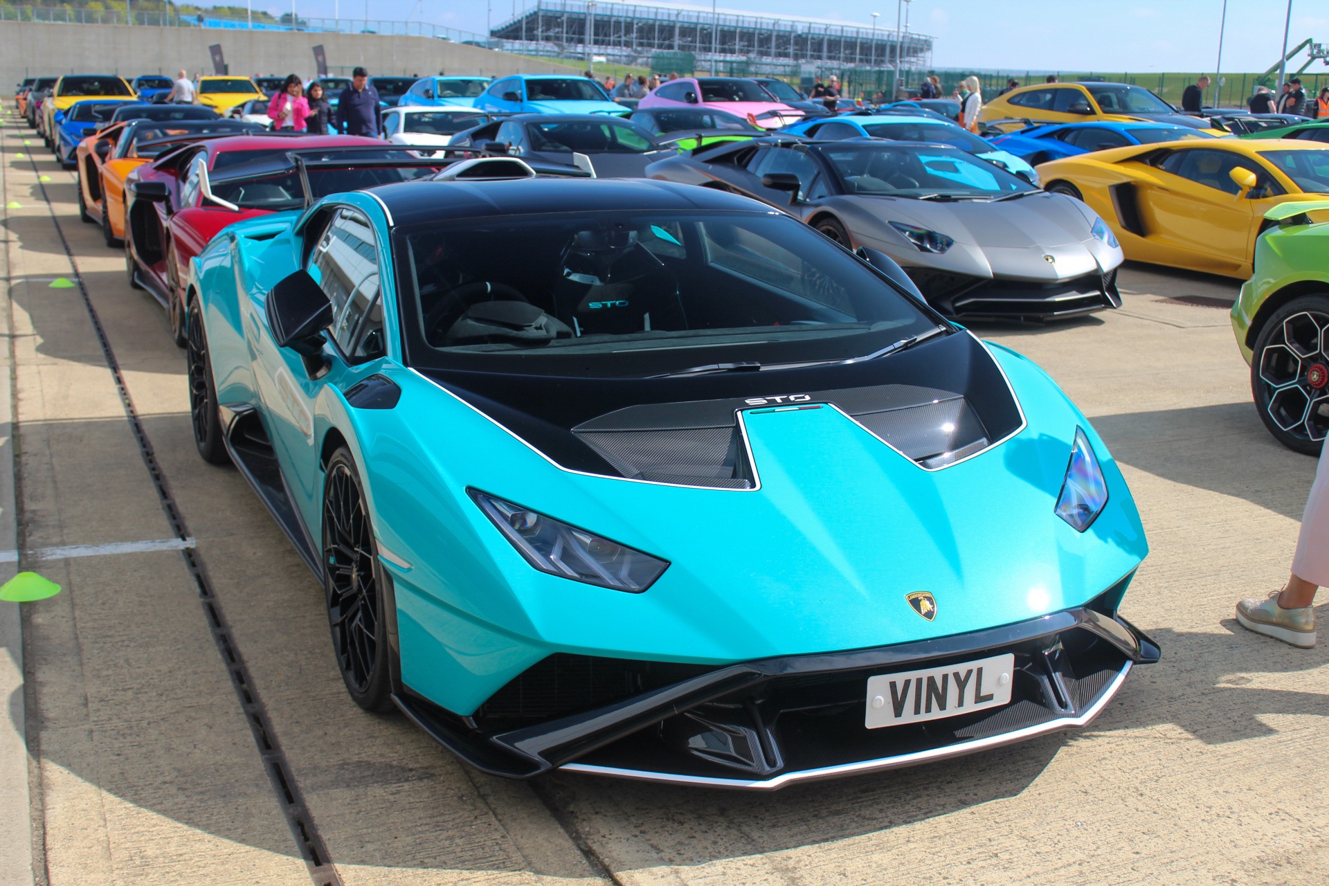 V1 NYL spotted on Lamborghini Huracan STO