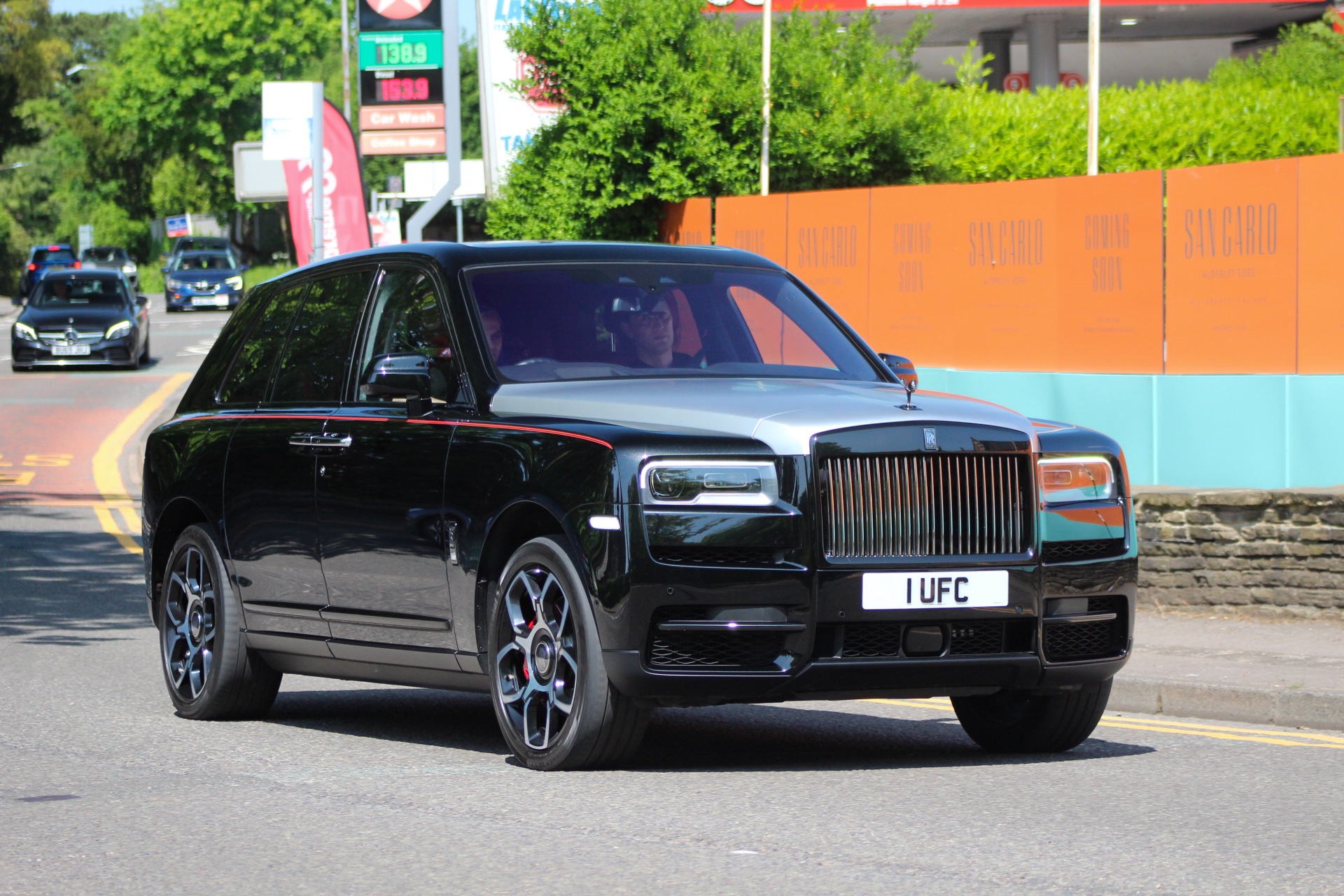 1 UFC spotted on Rolls-Royce Cullinan