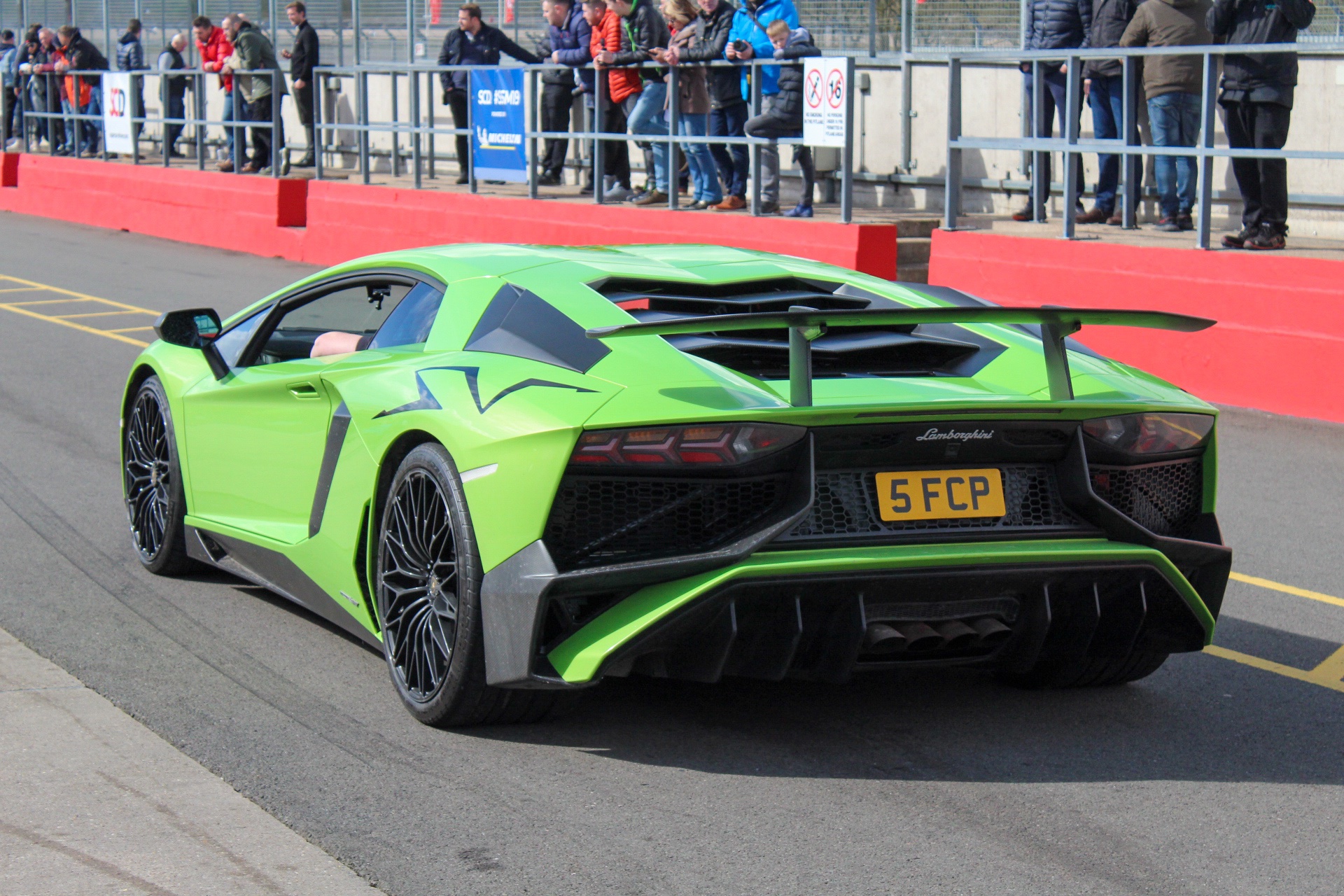 5 FCP spotted on Lamborghini Aventador