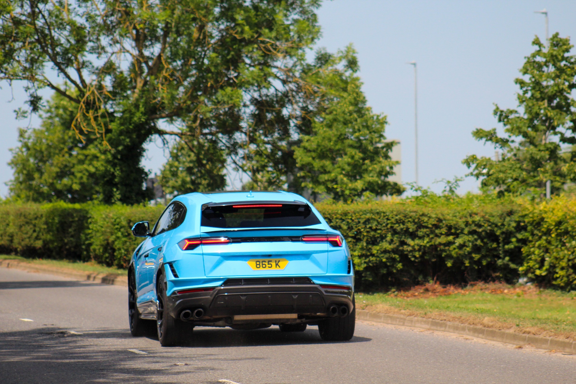 865 K spotted on Lamborghini Urus