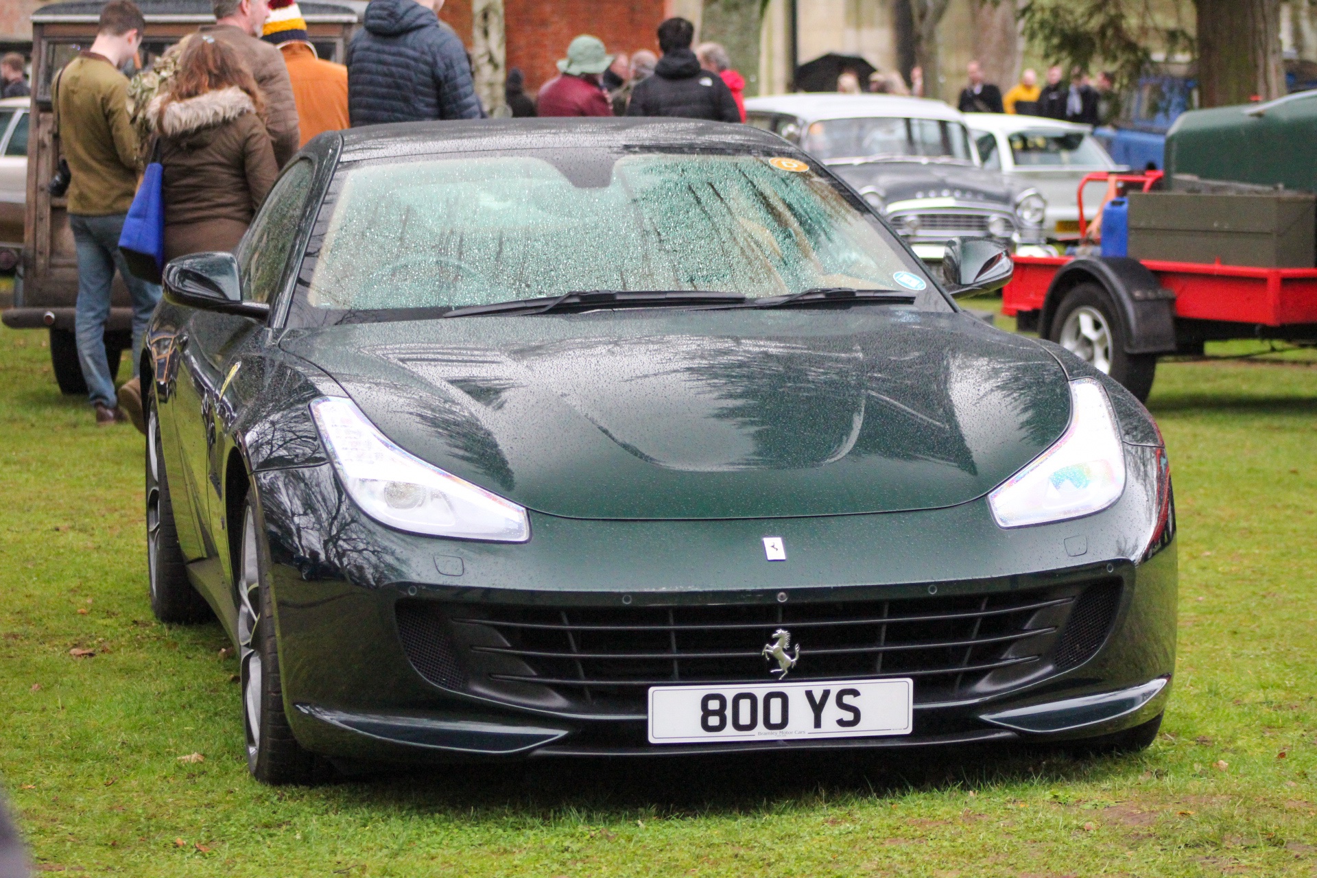 800 YS spotted on Ferrari GTC4 Lusso