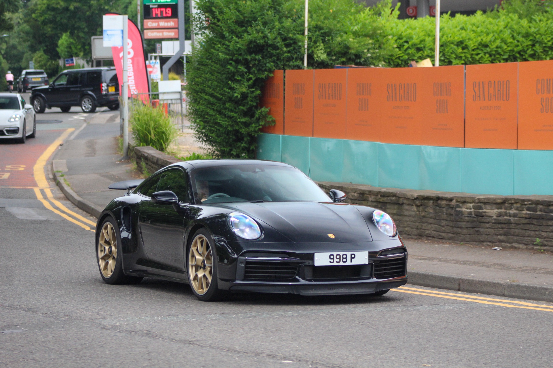 998 P private number plate on a Porsche 911, spotted in Alderley Edge