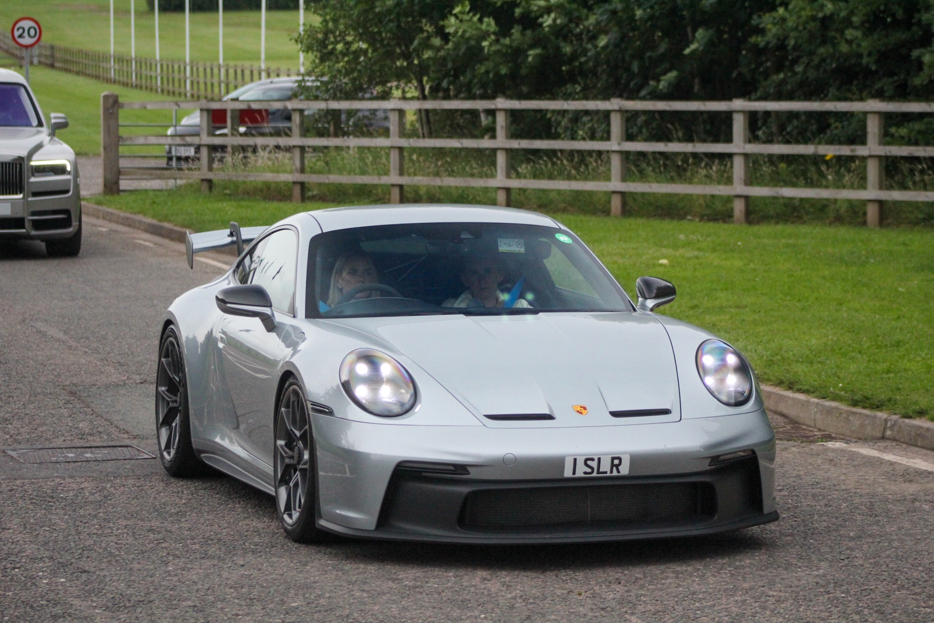 1 SLR spotted on Porsche 911 GT3
