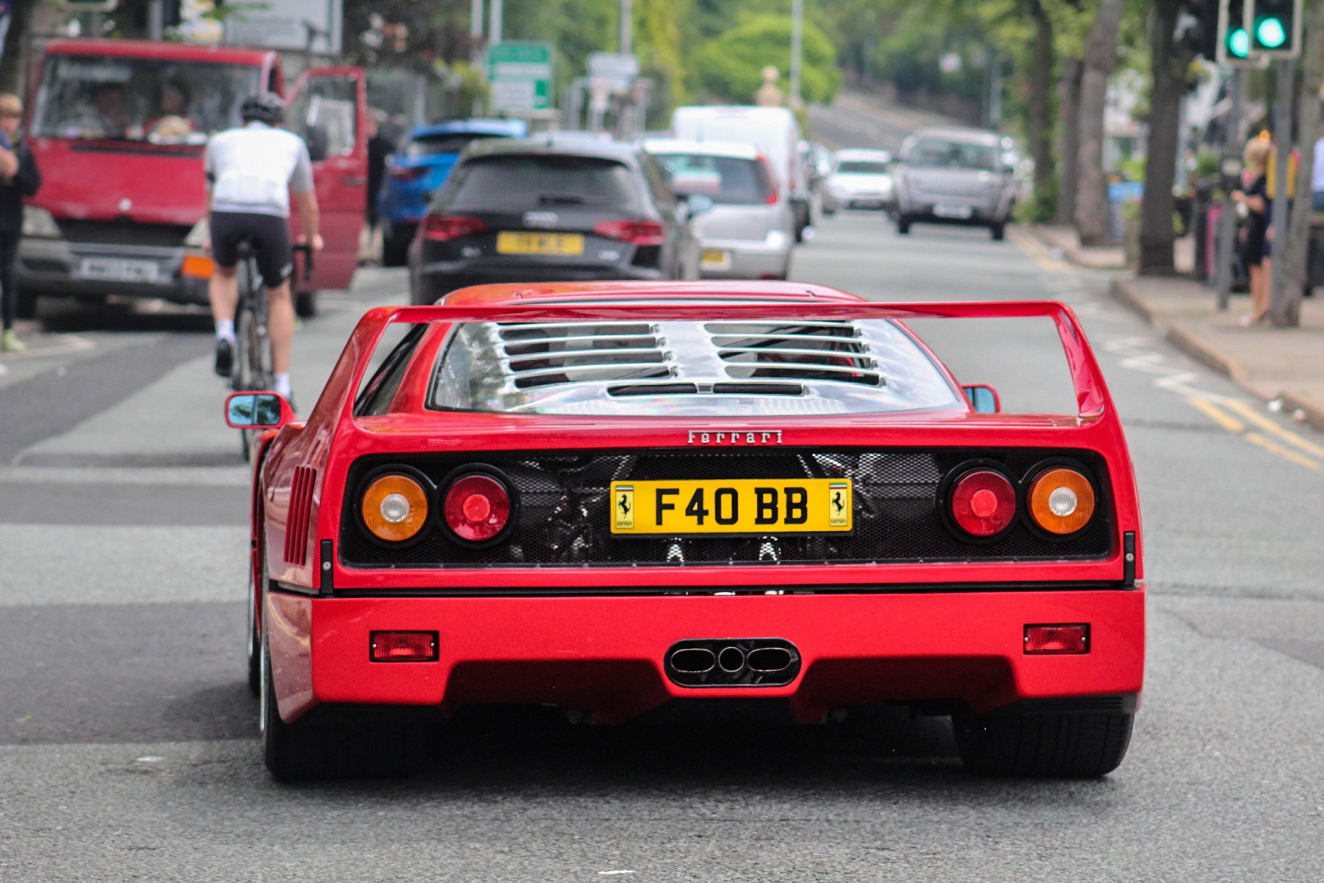 F4 OBB spotted on Ferrari F40