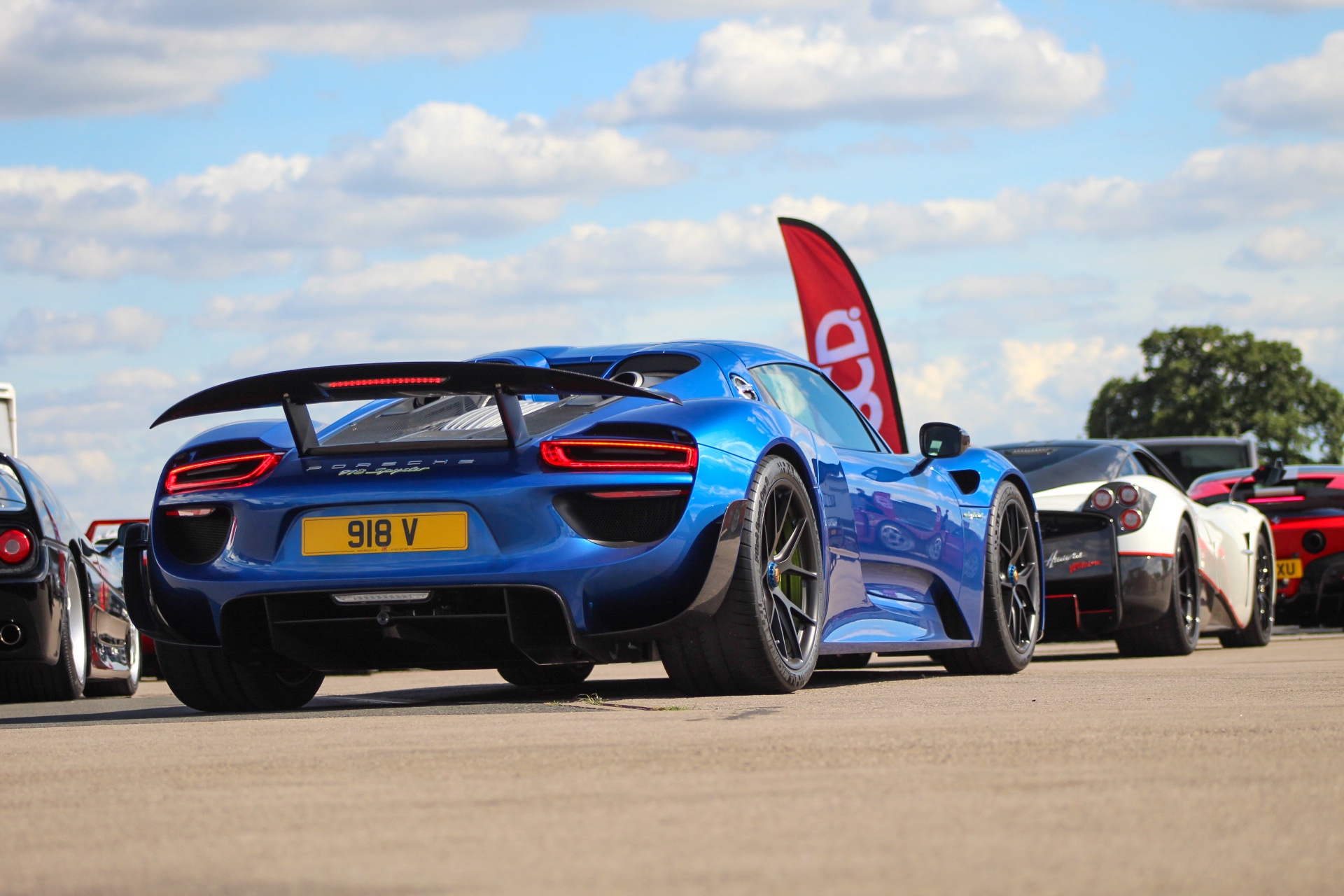 918 V spotted on Porsche 918 Spyder