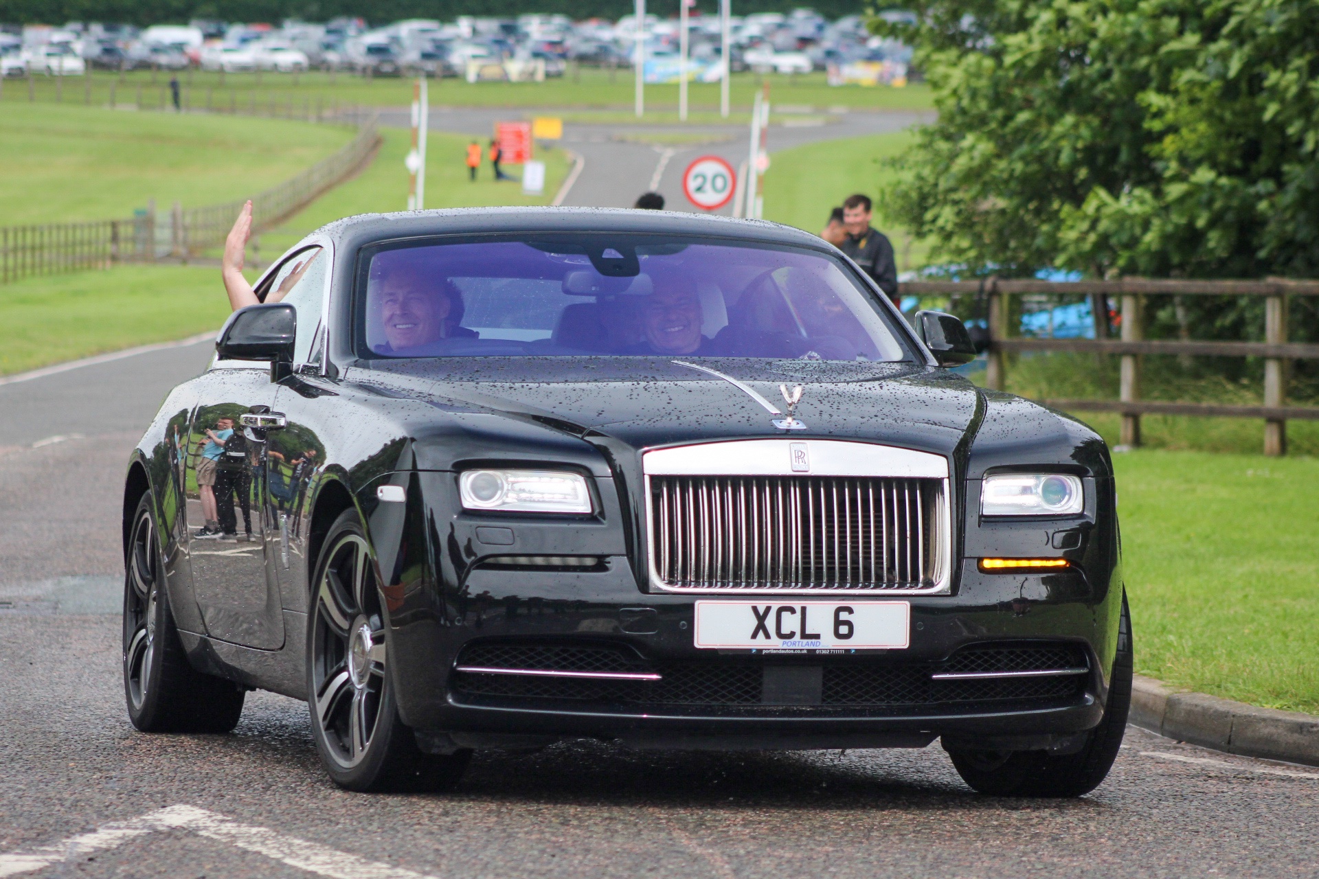 XCL 6 spotted on Rolls-Royce Wraith