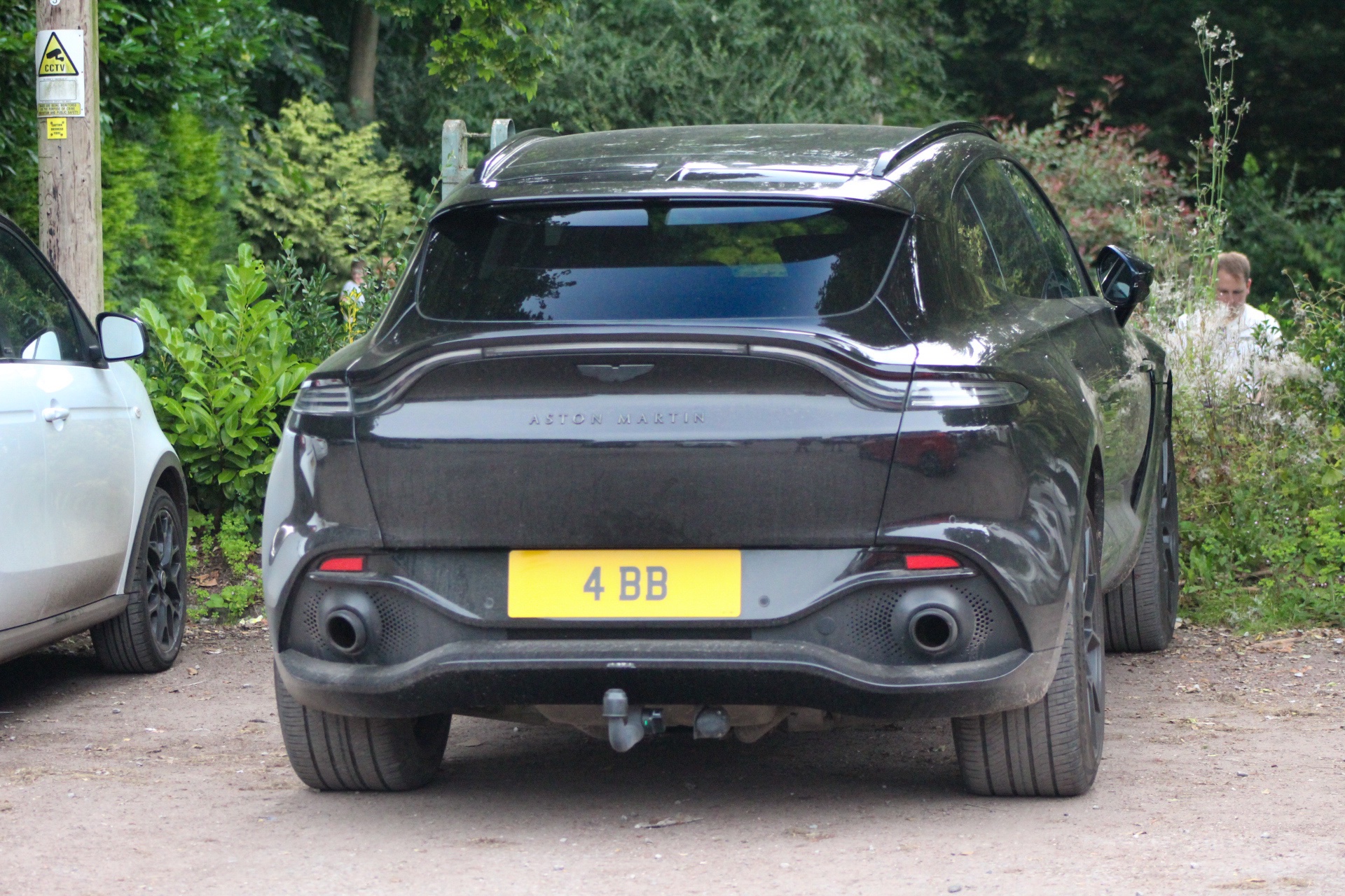 4 BB spotted on Aston Martin DBX