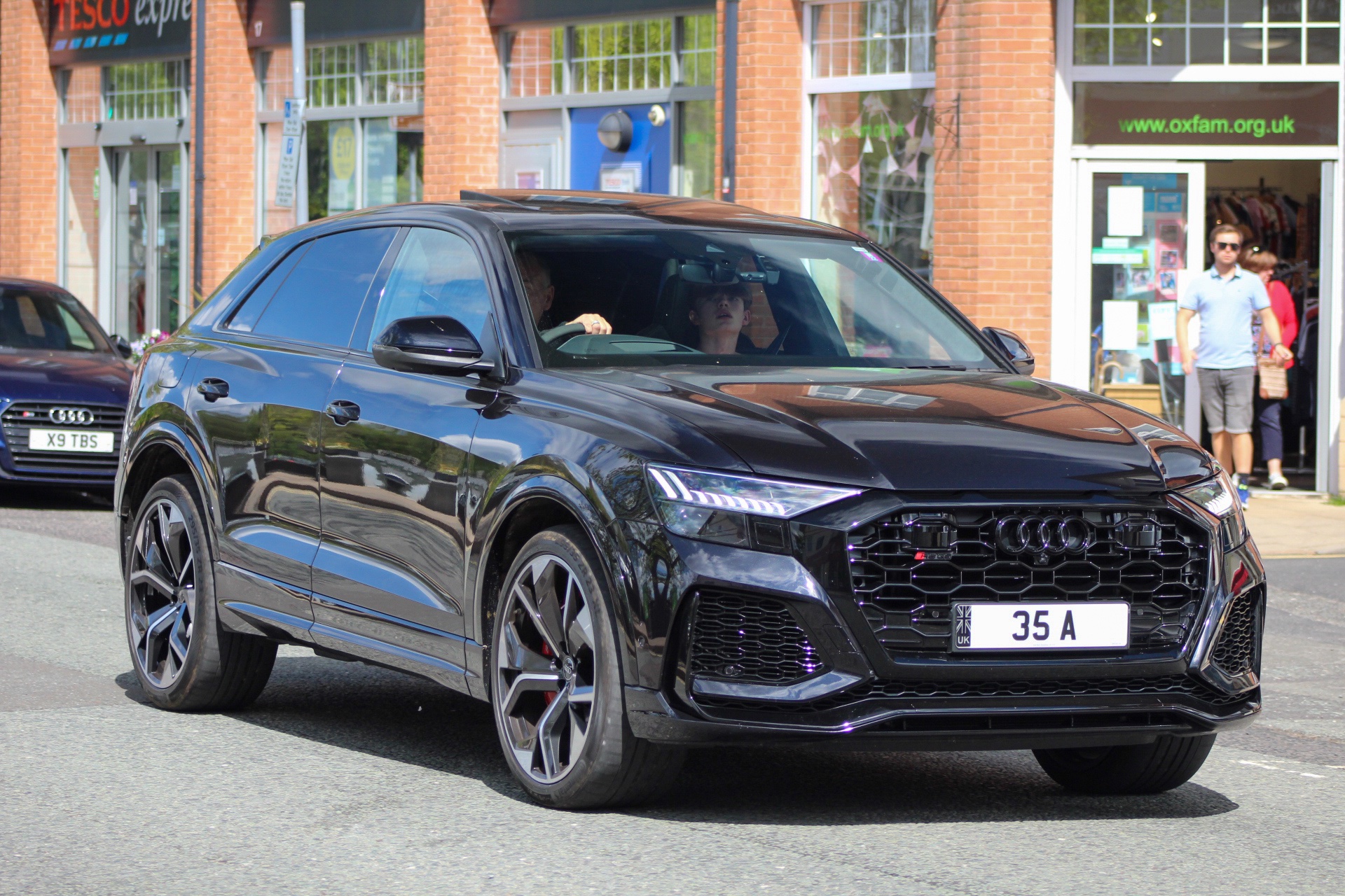 35 A spotted on Audi RS Q8