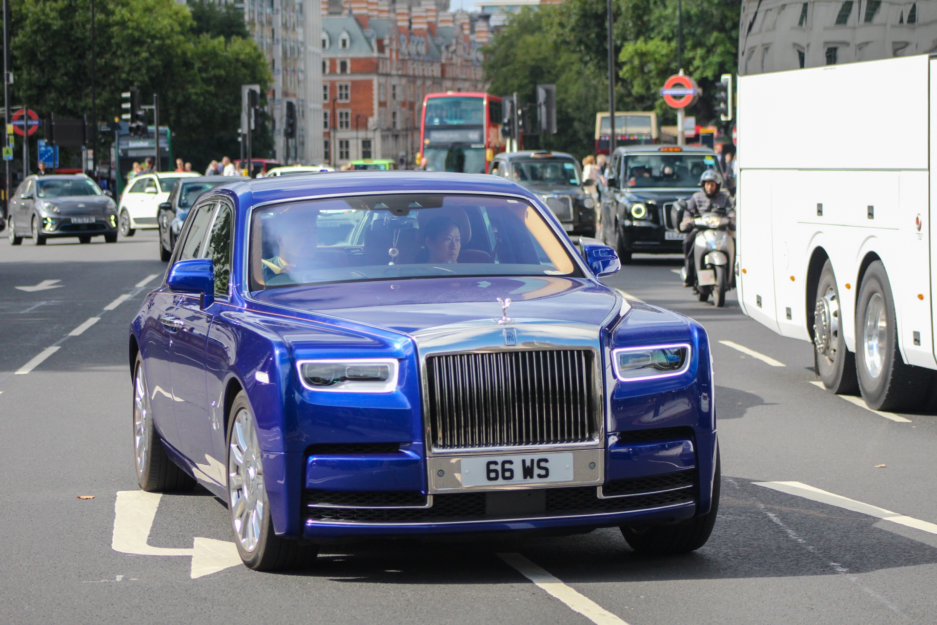 66 WS spotted on Rolls-Royce Phantom
