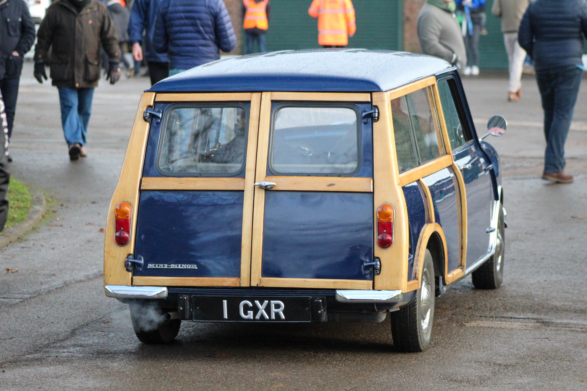 1 GXR private number plate on a Mini, spotted in Bicester Heritage