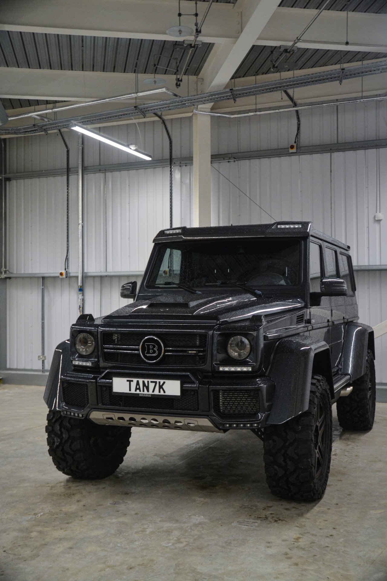 TAN 7K spotted on Mercedes-Benz G-Class