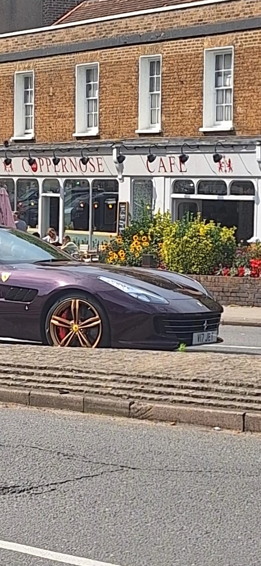 V17 JET spotted on Ferrari GTC4 Lusso