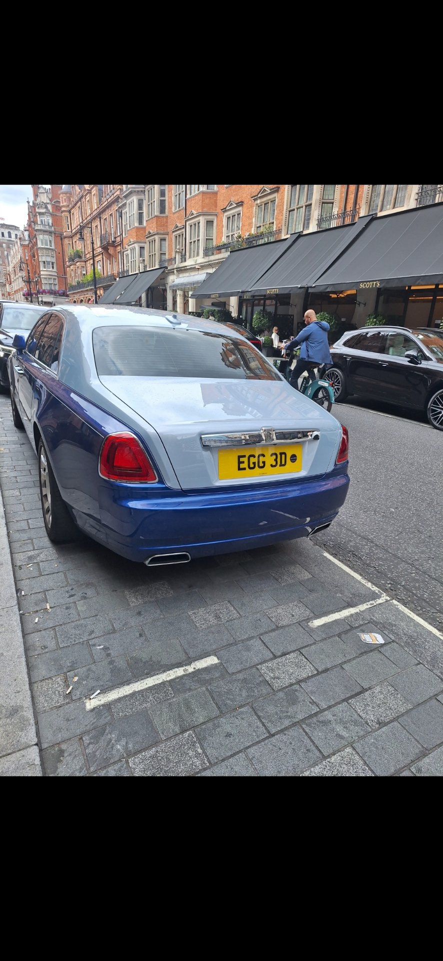 EGG 3D private number plate on a Rolls-Royce Ghost, spotted in London