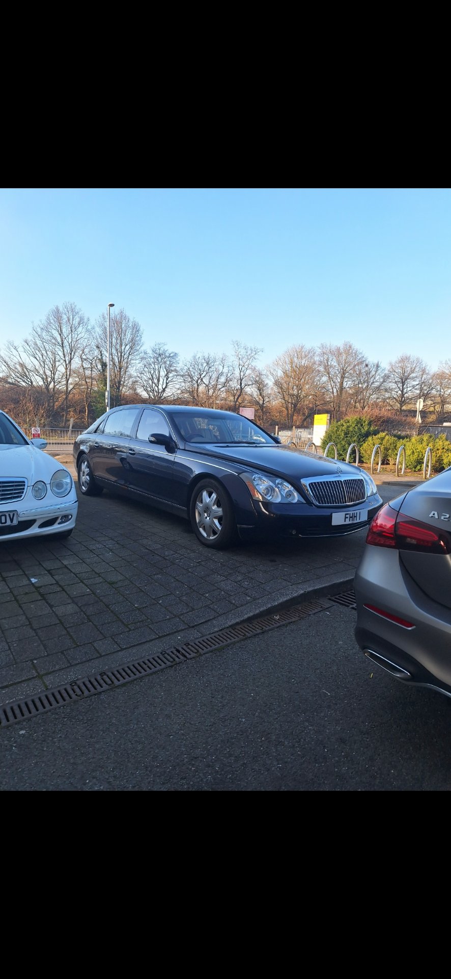 FHH 1 private number plate on a Mercedes-Benz, spotted in Weybridge