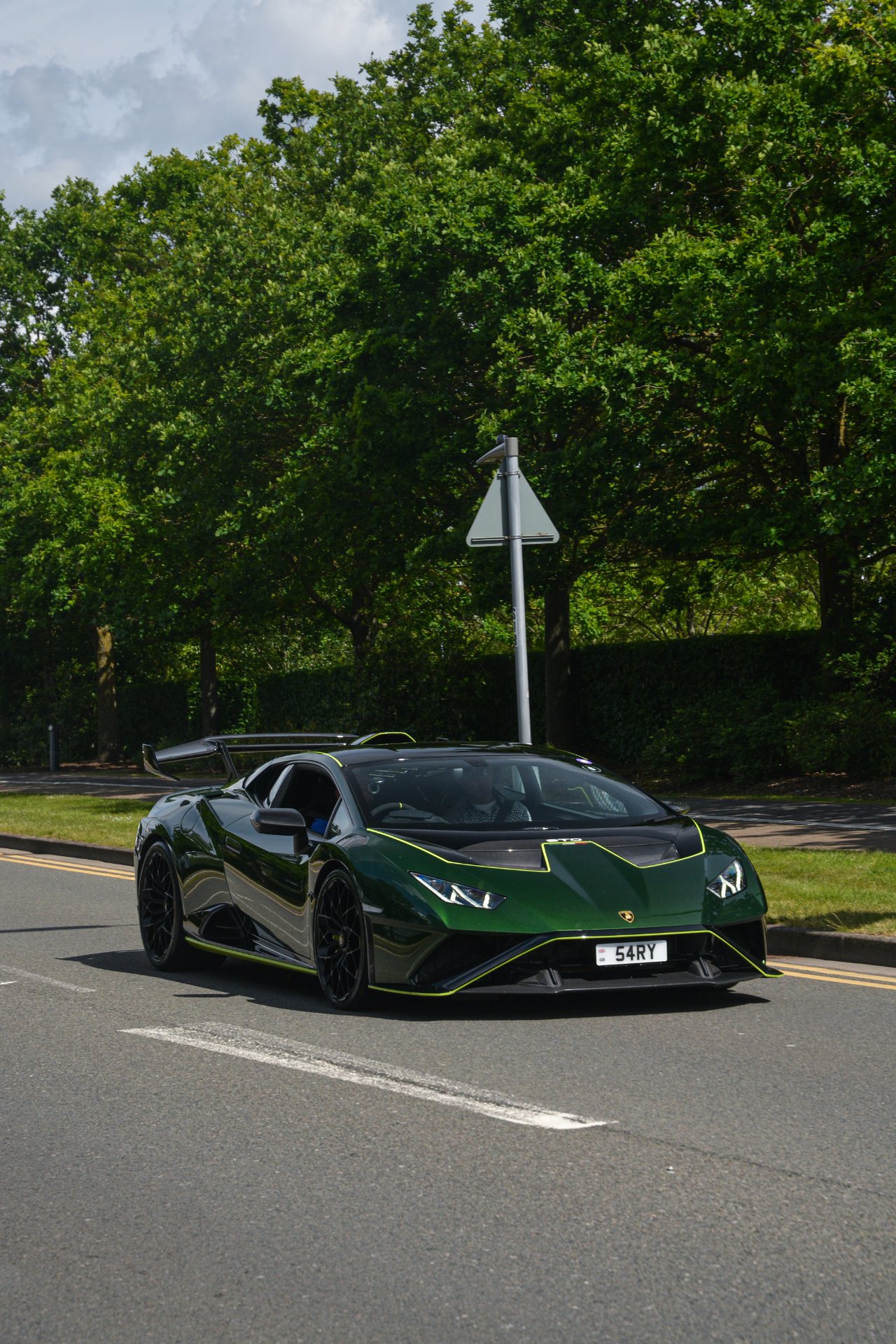 54 RY spotted on Lamborghini Huracan