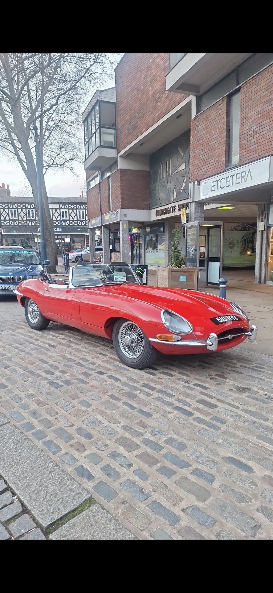 510 HYU spotted on Jaguar E-Type