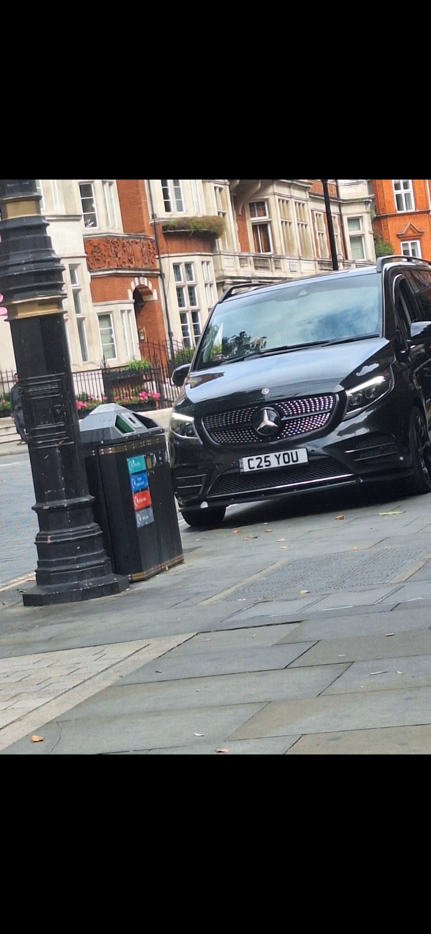 C25 YOU private number plate on a Mercedes-Benz V-Class, spotted in London