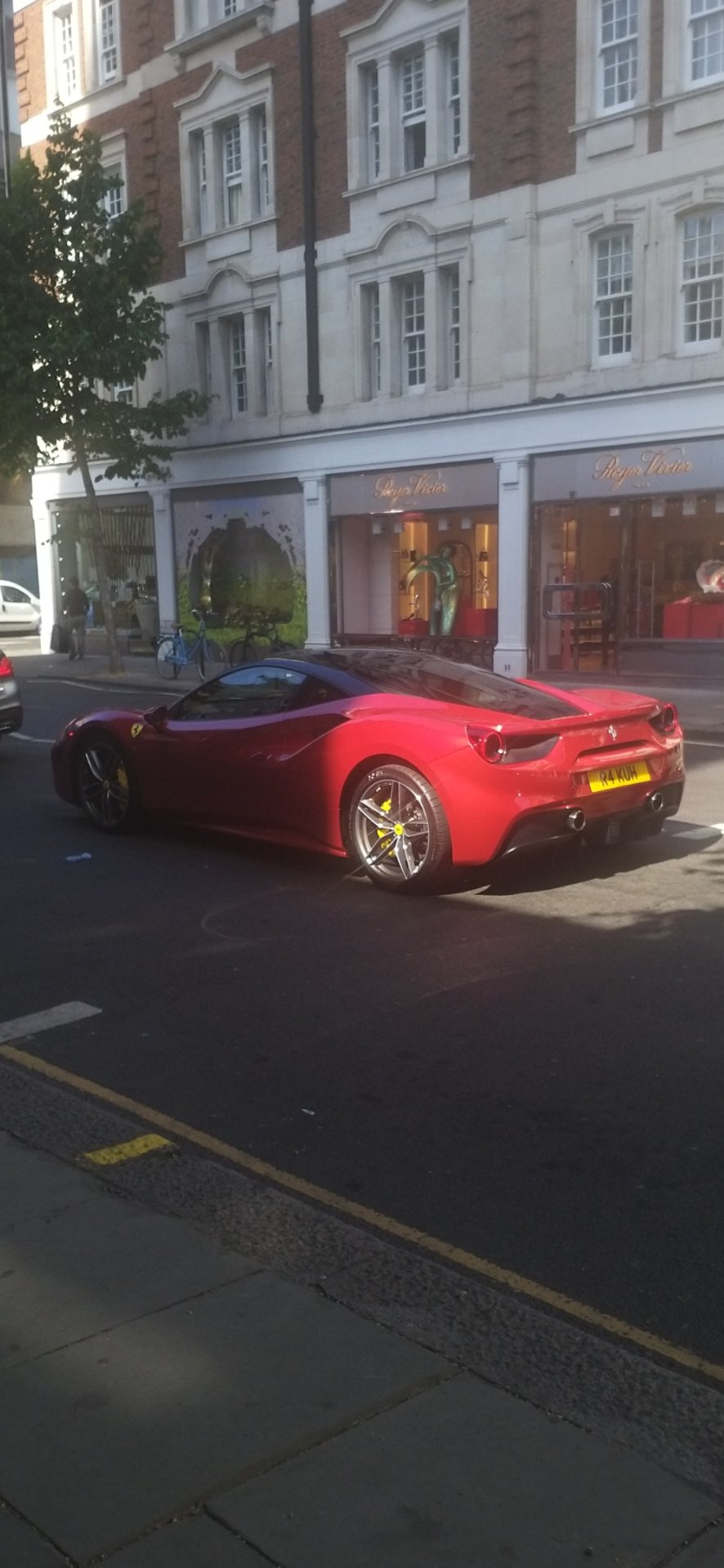 R4 KUH spotted on Ferrari 488