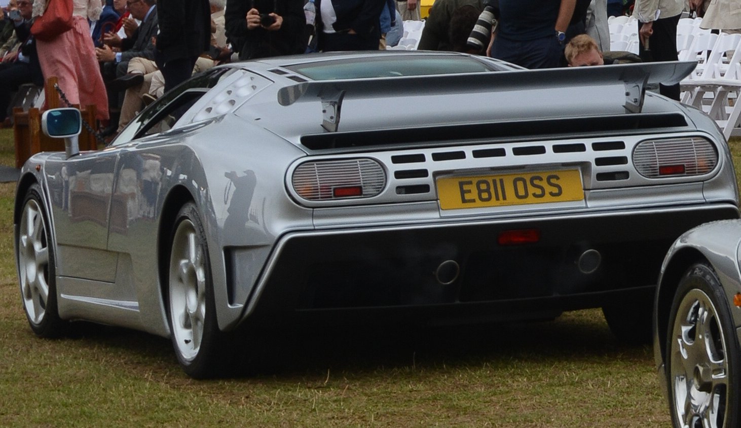 E811 OSS spotted on Bugatti EB110