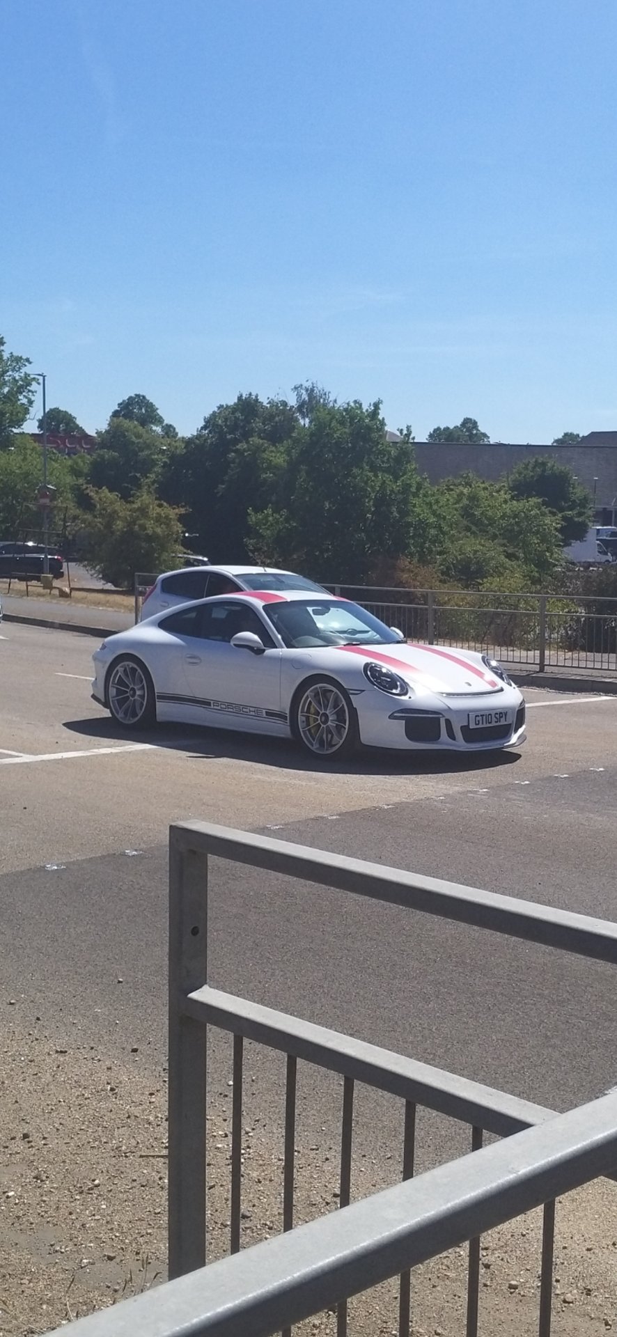 GT10 SPY spotted on Porsche 911