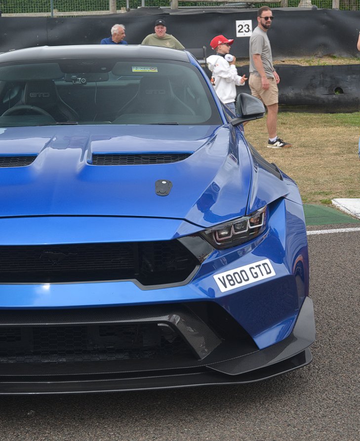V800 GTD spotted on Ford Mustang