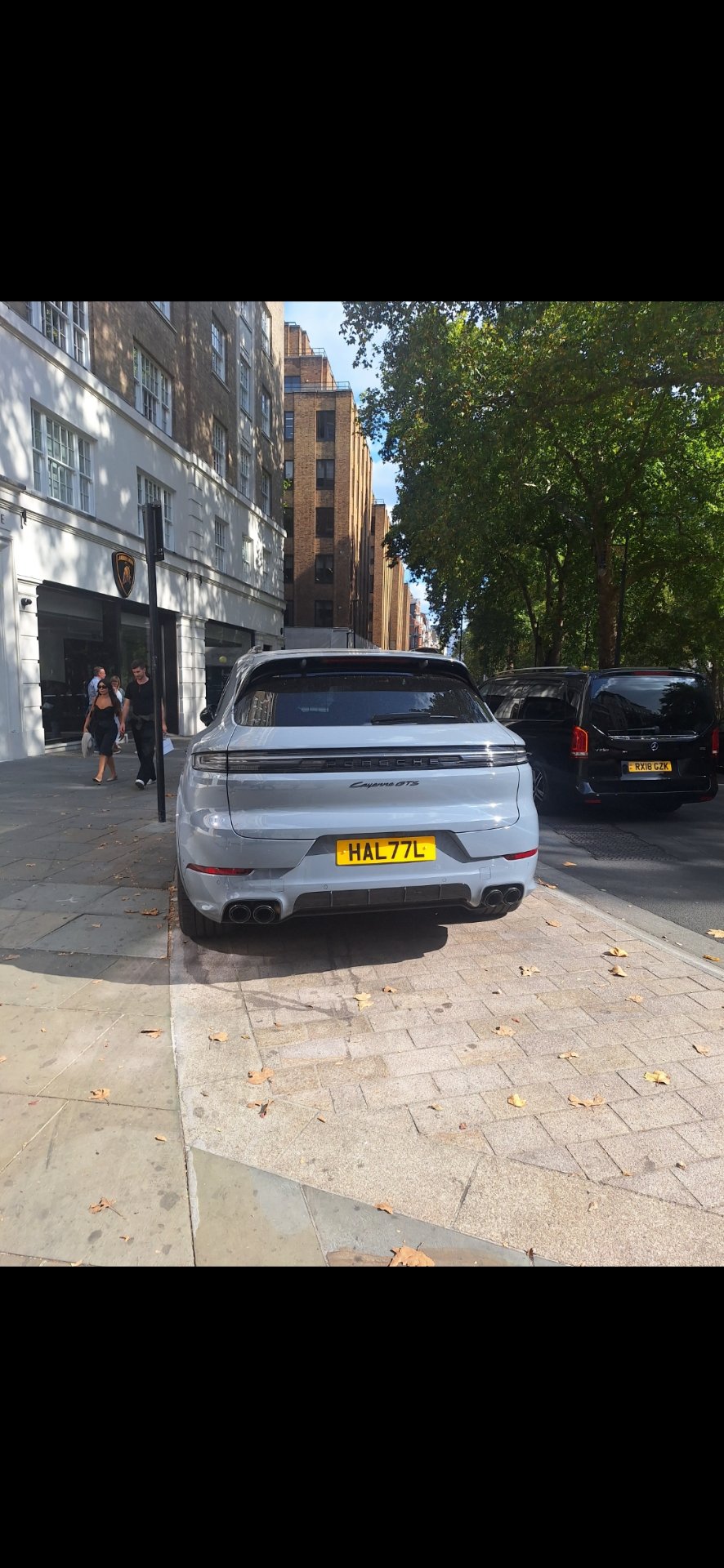 HAL 77L spotted on Porsche Cayenne