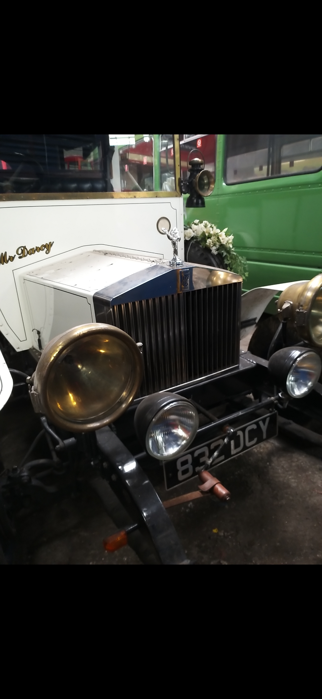 832 DCY spotted on Rolls-Royce