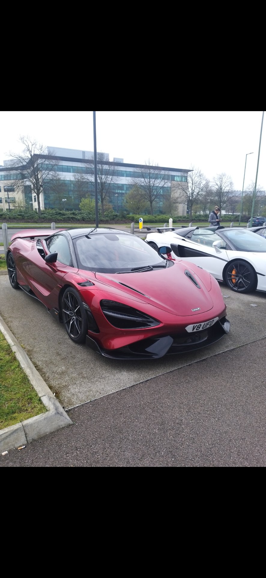V8 UFO spotted on McLaren