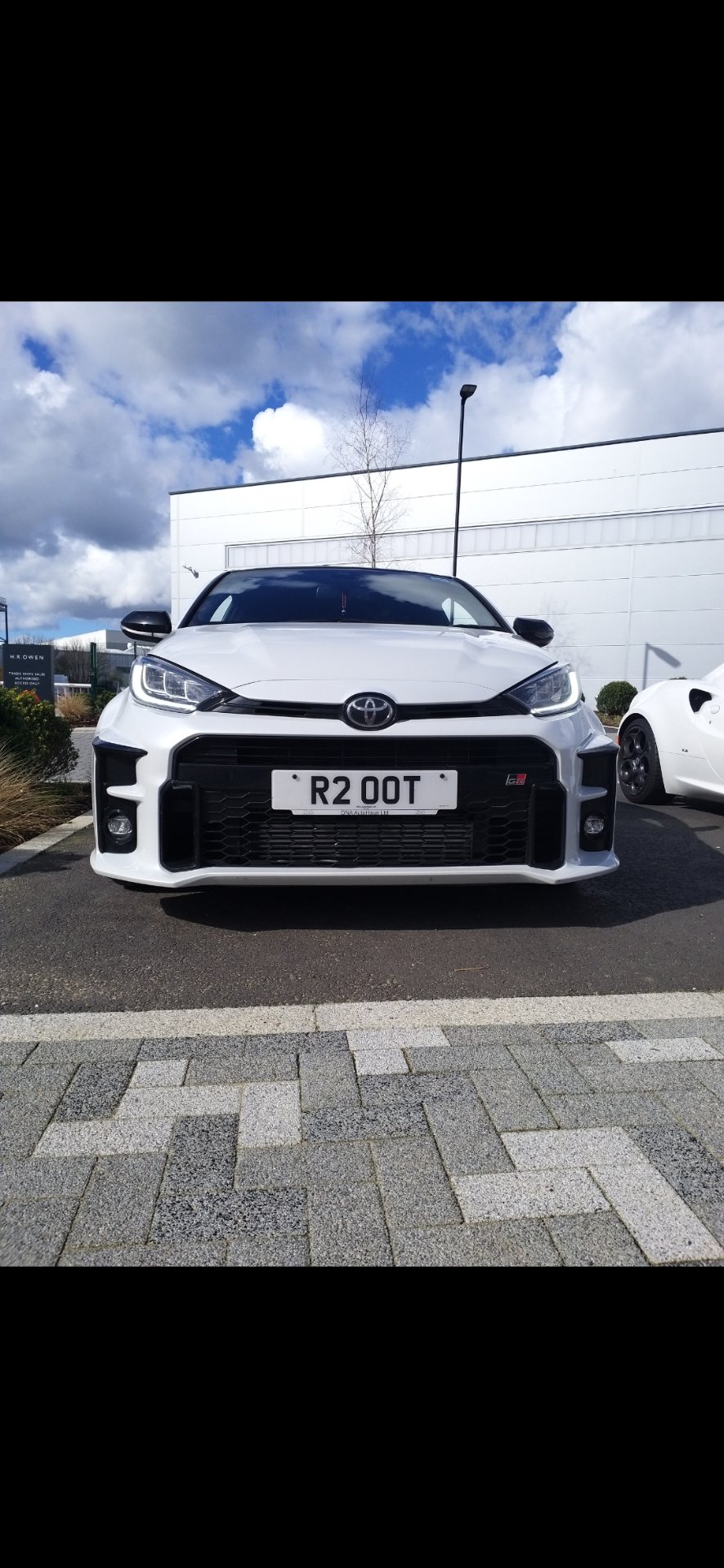 R2 OOT spotted on Toyota