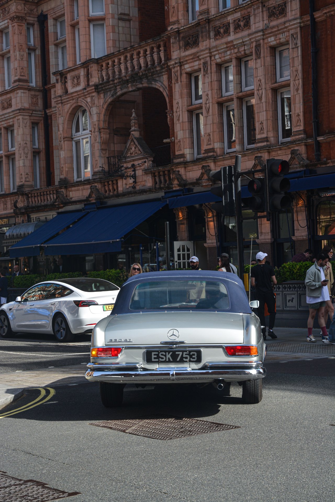 ESK 753 spotted on Mercedes-Benz 220se