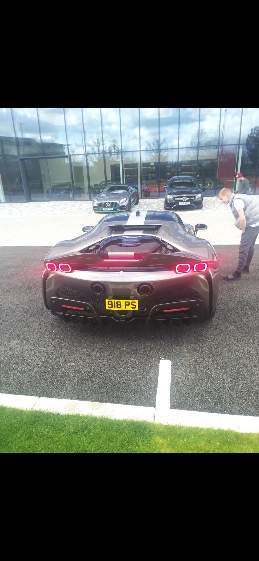 918 PS spotted on Ferrari