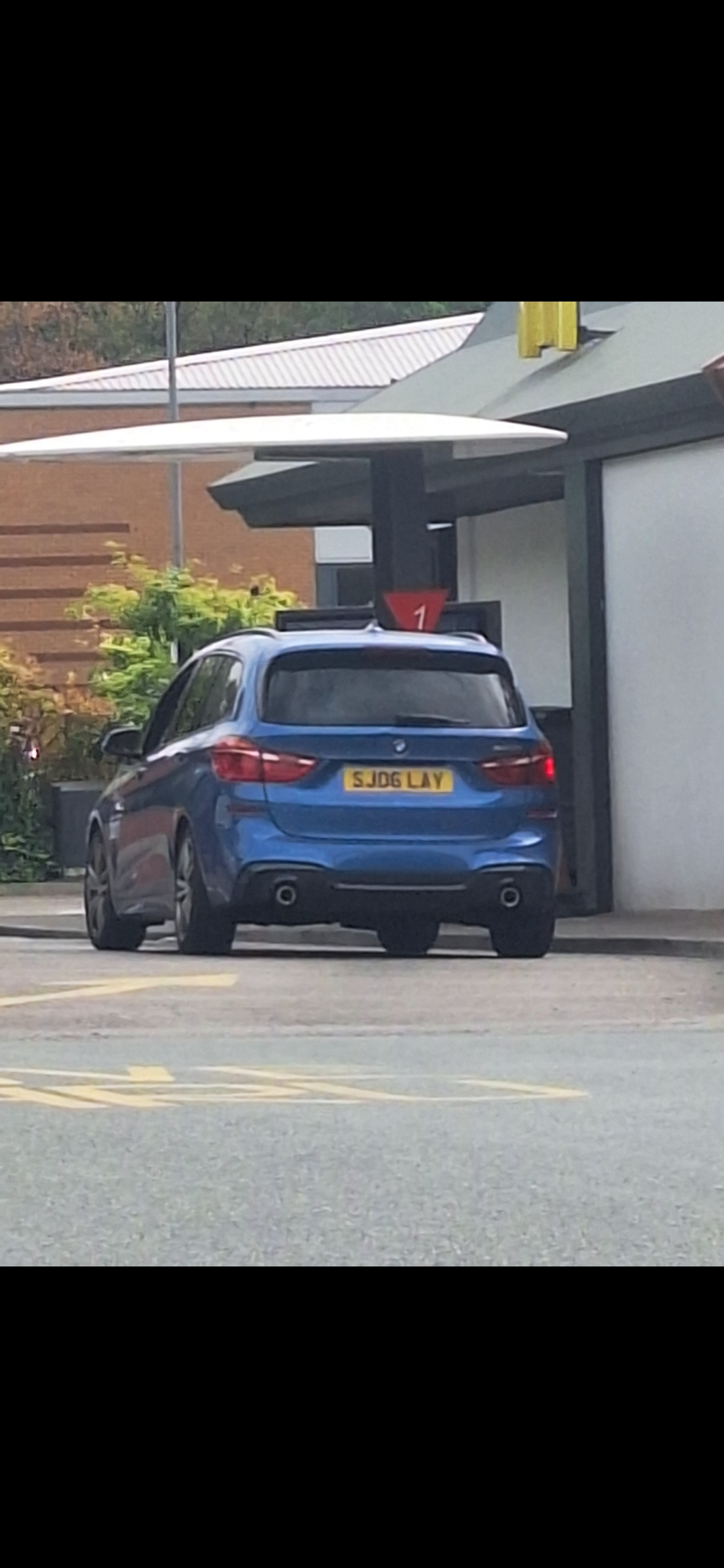 SJ06 LAY spotted on BMW 2 Series