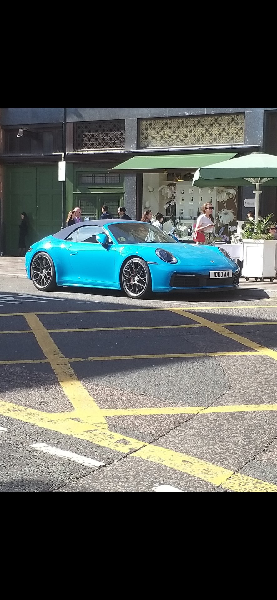 1000 AM spotted on Porsche 911