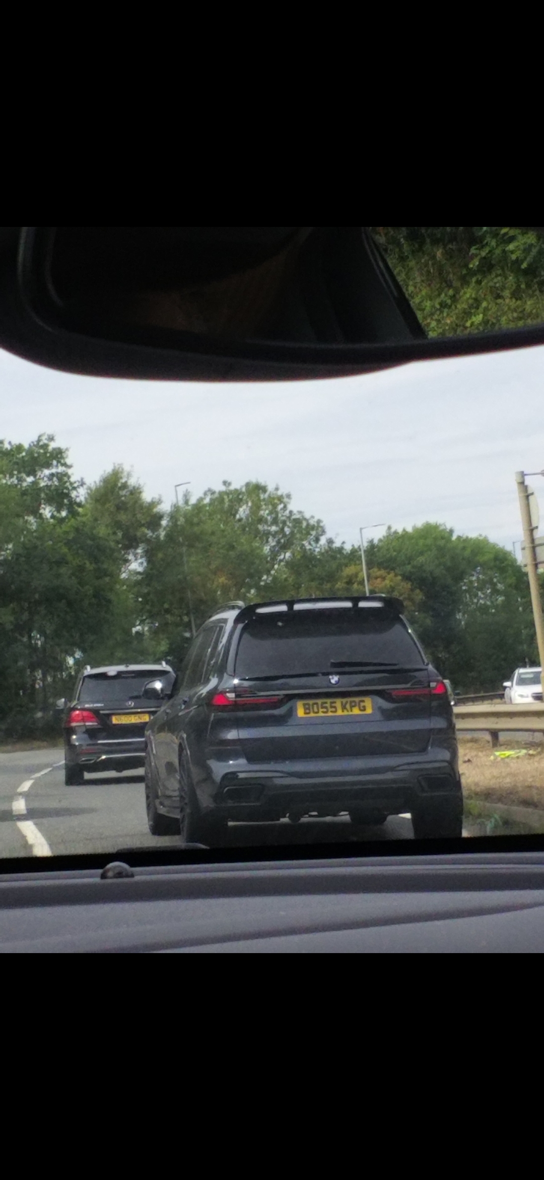 BO55 KPG spotted on BMW X7