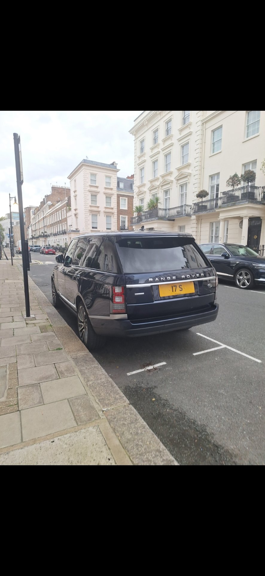 17 S spotted on Land Rover