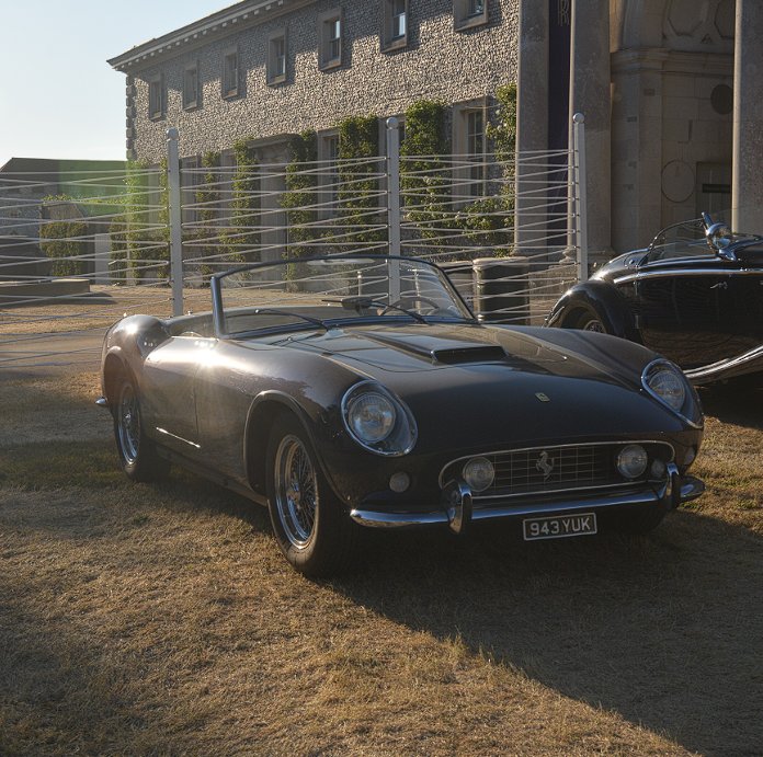 943 YUK spotted on Ferrari 250 California