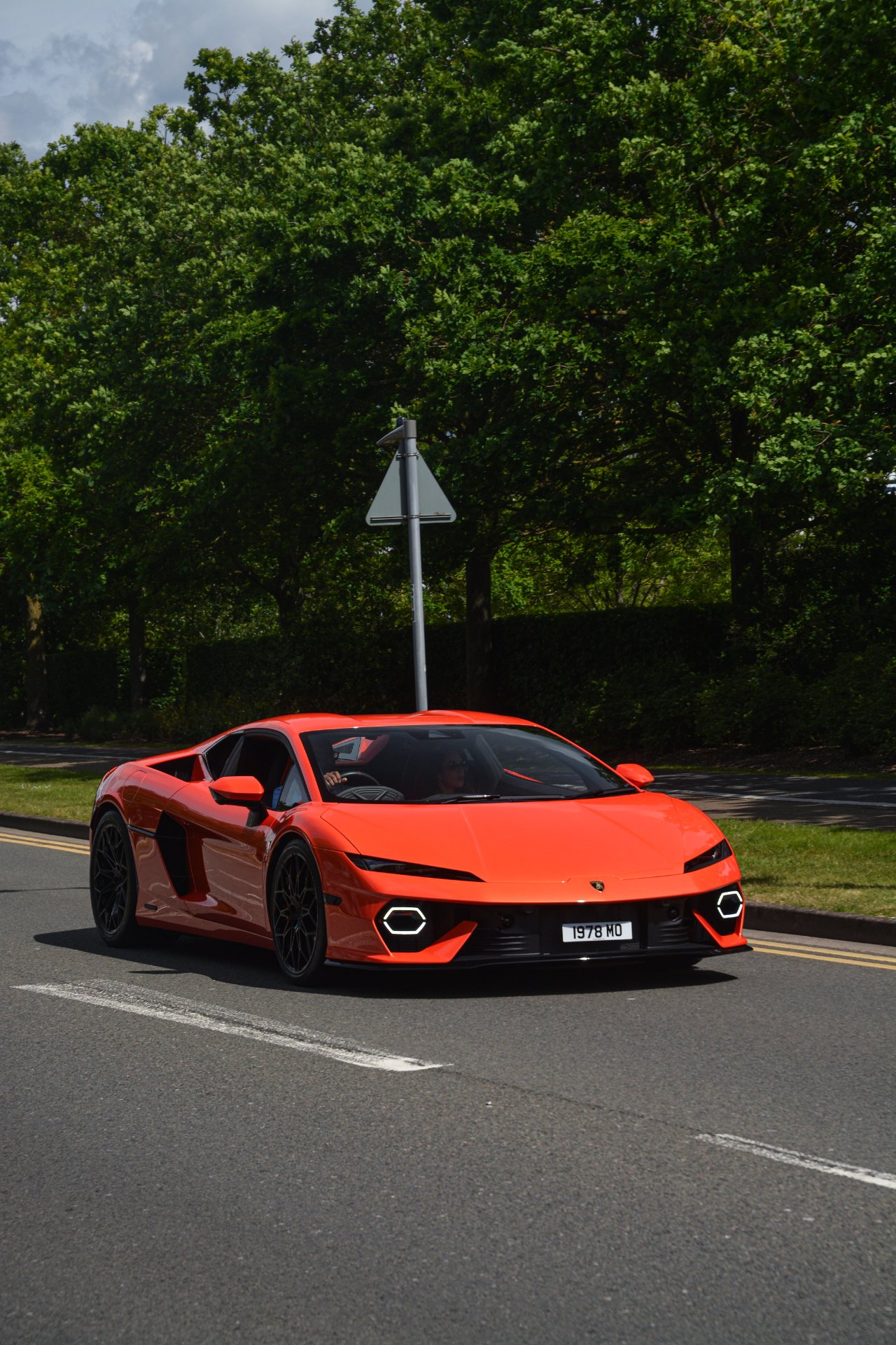 1978 MO spotted on Lamborghini Temerario